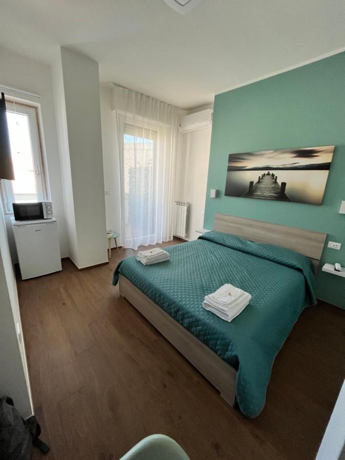 B&B Alis Home Brindisi Esterno foto